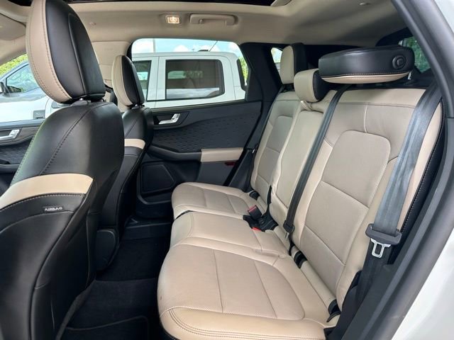 Certified 2020 Ford Escape Titanium w/ Titanium Premium Package 2.0 FWD image 14
