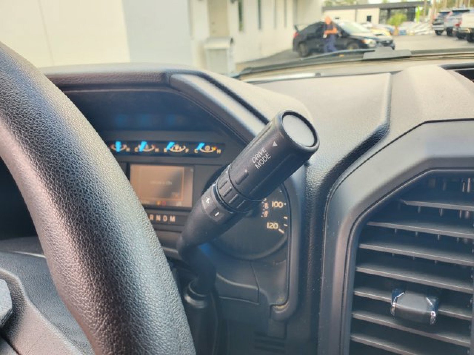 Certified 2018 Ford F150 XL w/ Equipment Group 101A Mid image 25