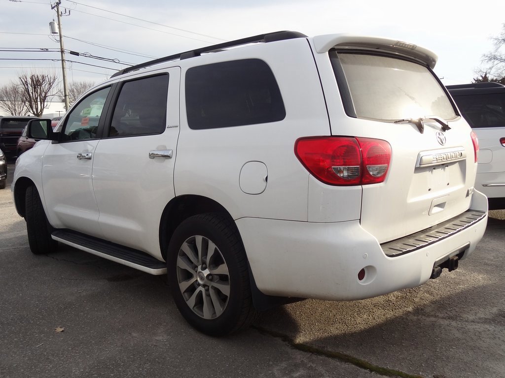 Used 2017 Toyota Sequoia Limited w/ Safety & Convenience Package image 3
