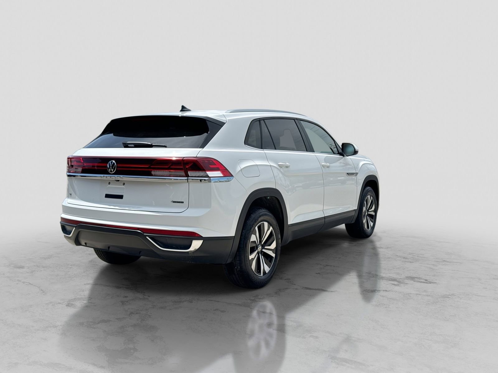 Used 2024 Volkswagen Atlas Cross Sport SE AWD/4WD image 8