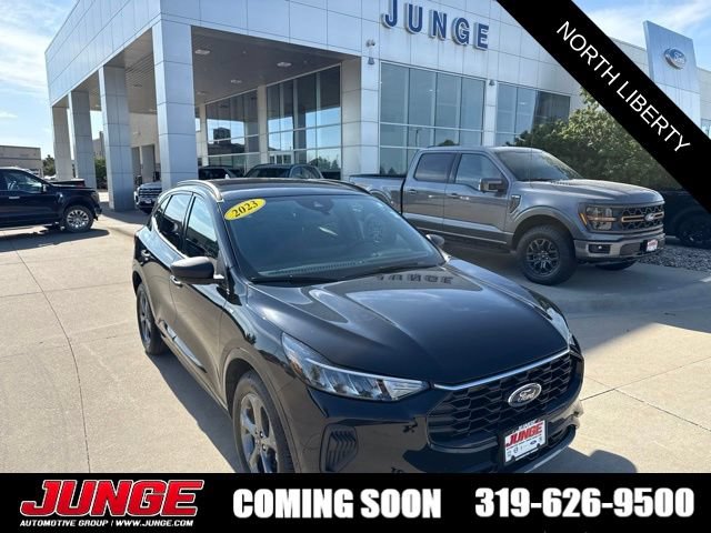 Certified 2023 Ford Escape ST-Line w/ Tech Pack #1 AWD/4WD image 1