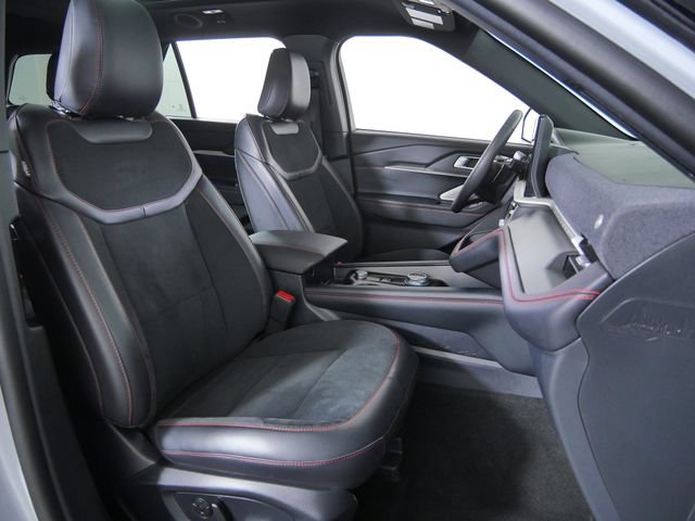 Certified 2026 Ford Explorer ST AWD/4WD image 13