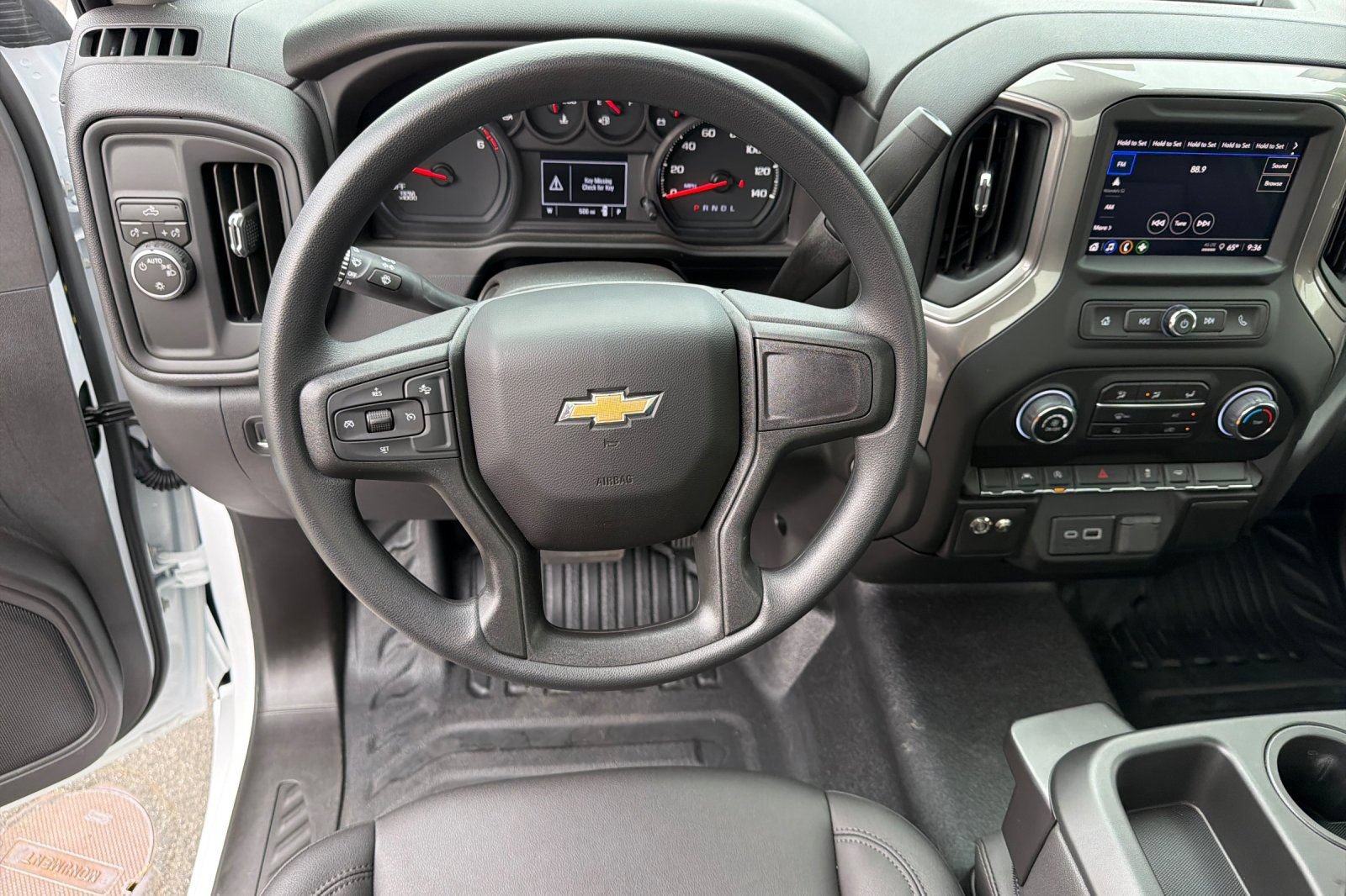Used 2026 Chevrolet Silverado 1500 W/T w/ Trailering Package RWD image 14
