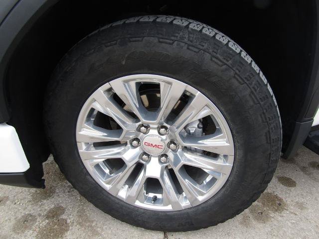 Used 2023 GMC Sierra 1500 Denali w/ Technology Package AWD/4WD image 38