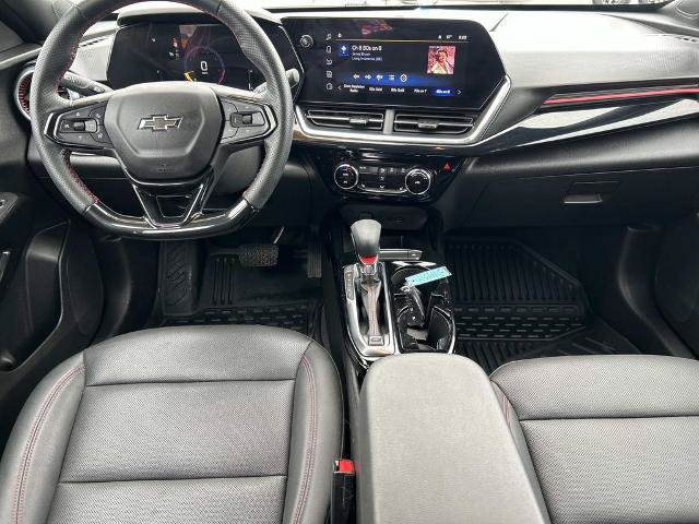 Used 2025 Chevrolet Trax RS w/ Driver Confidence Package FWD image 13