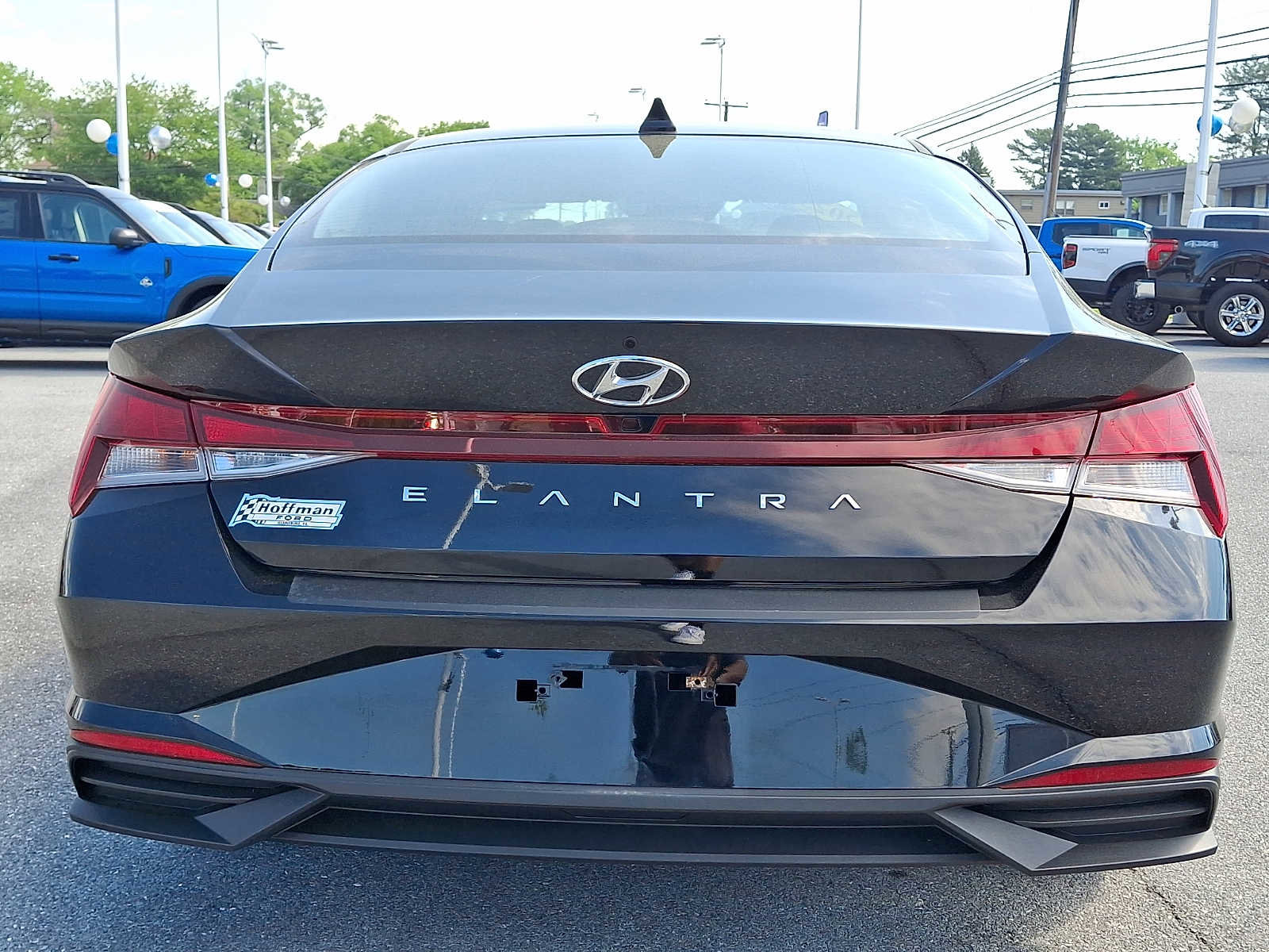 Used 2023 Hyundai Elantra SEL w/ Convenience Package FWD image 5
