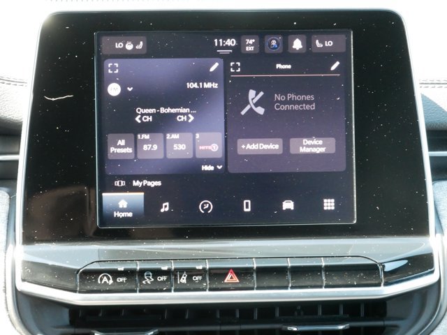 Used 2025 Jeep Compass Latitude w/ Sun & Sound Group AWD/4WD image 14