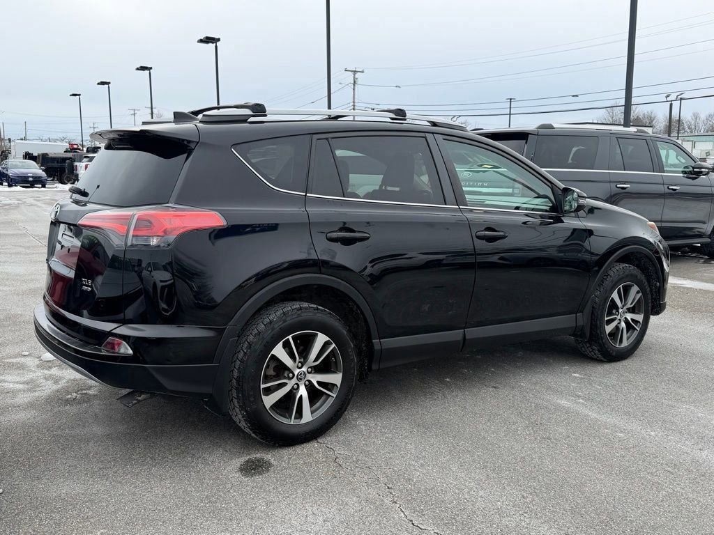 Used 2017 Toyota RAV4 XLE image 10