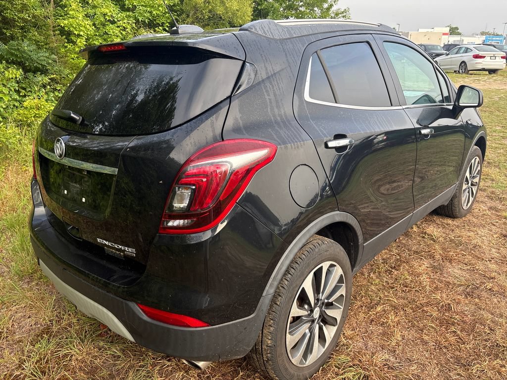 Used 2022 Buick Encore Preferred w/ Safety Package AWD/4WD image 15