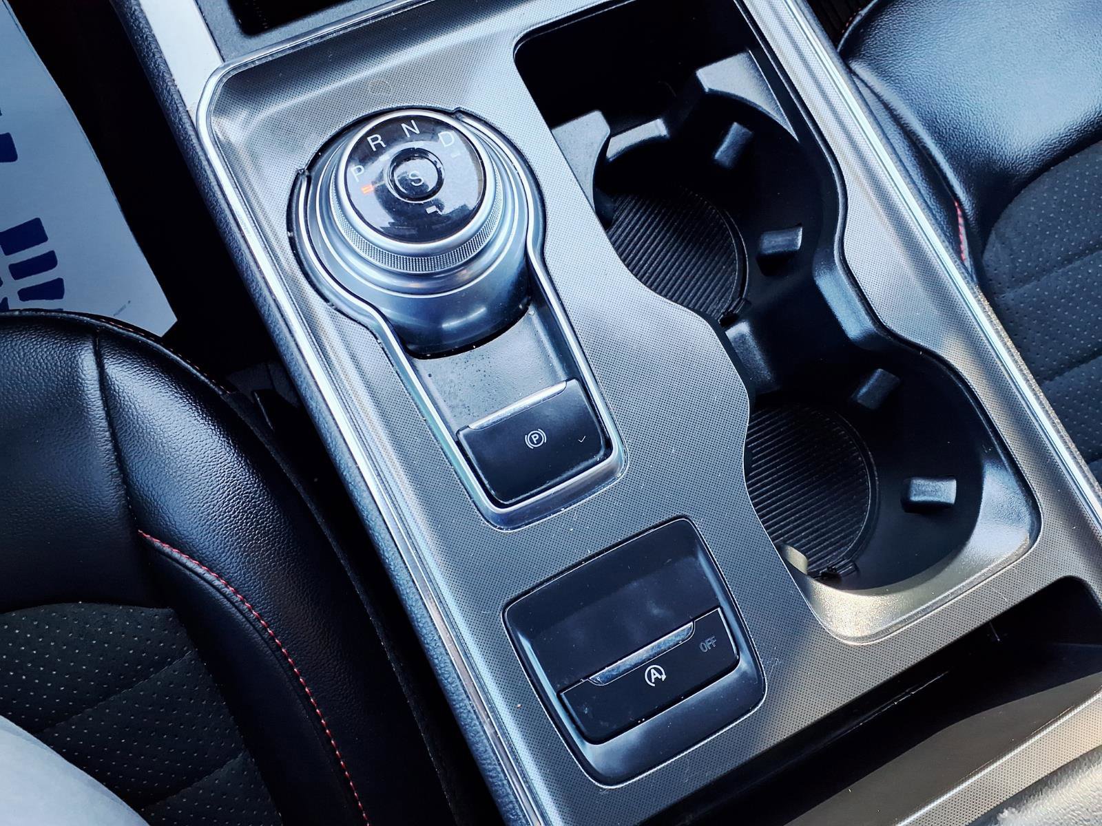 Certified 2023 Ford Edge ST-Line image 24