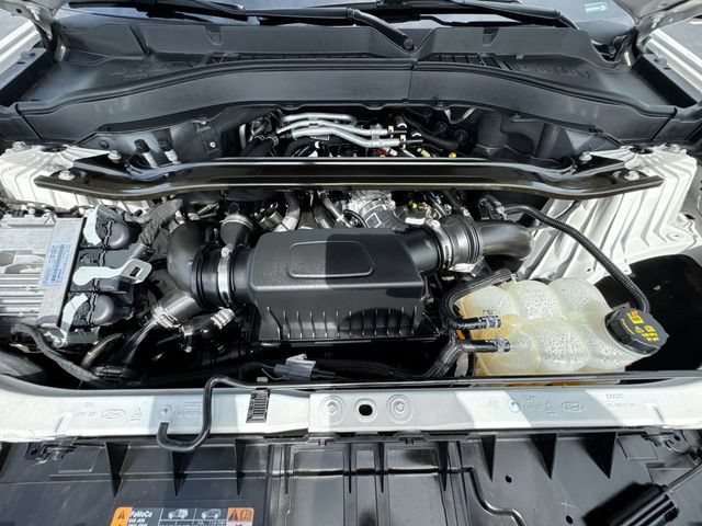 Certified 2021 Ford Explorer Platinum w/ Equipment Group 601A AWD/4WD image 28