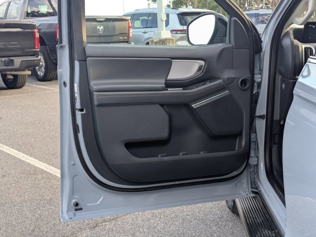 Certified 2025 Ford Expedition Active image 14