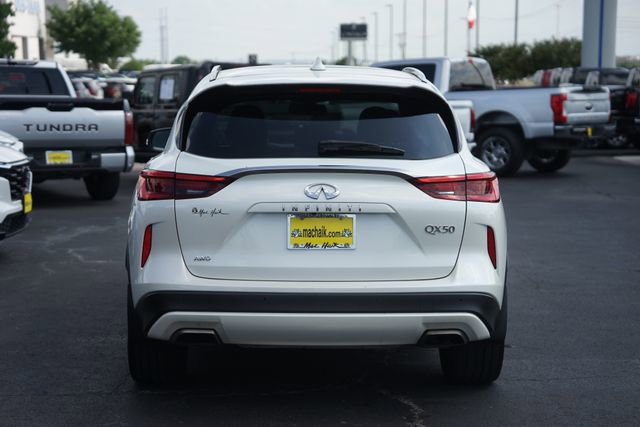 Used 2021 INFINITI QX50 Luxe w/ Appearance Package AWD/4WD image 7