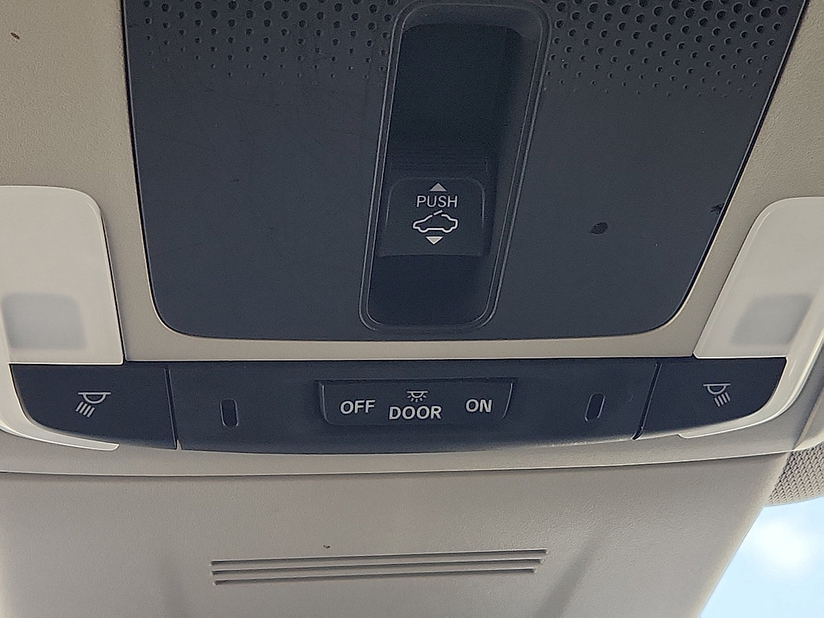 Used 2025 Honda CR-V EX-L image 27