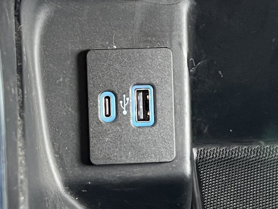 Certified 2022 Ford F150 XLT w/ Equipment Group 302A High image 36