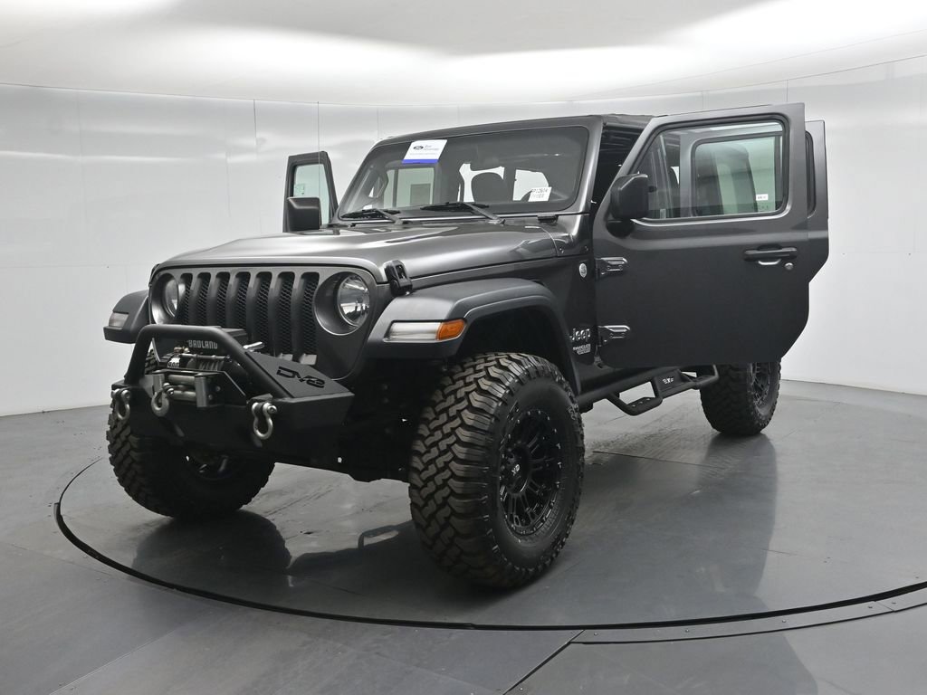 Used 2018 Jeep Wrangler Unlimited Sport image 26