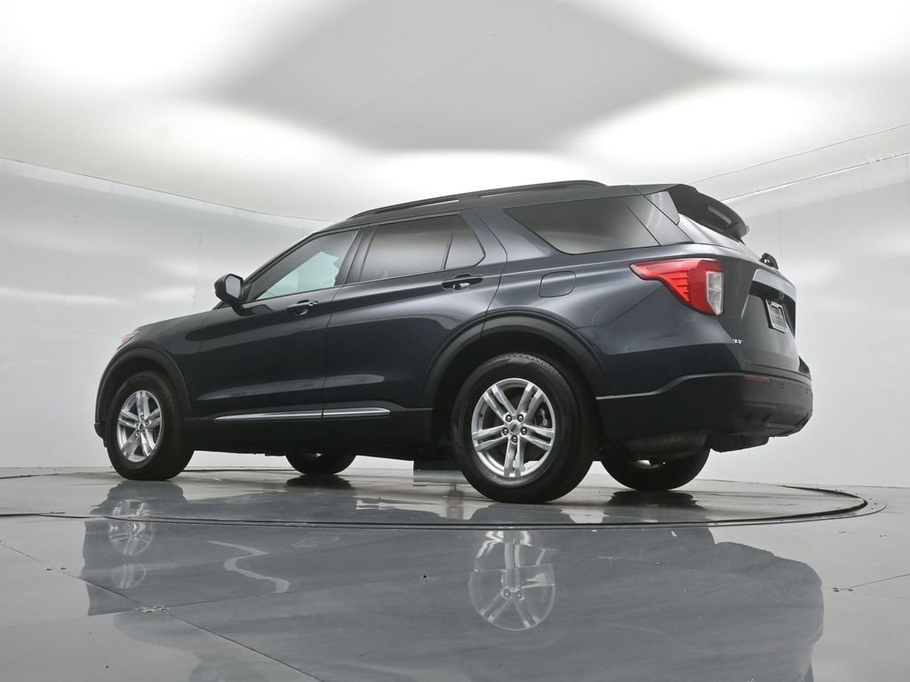 Certified 2023 Ford Explorer XLT RWD image 49
