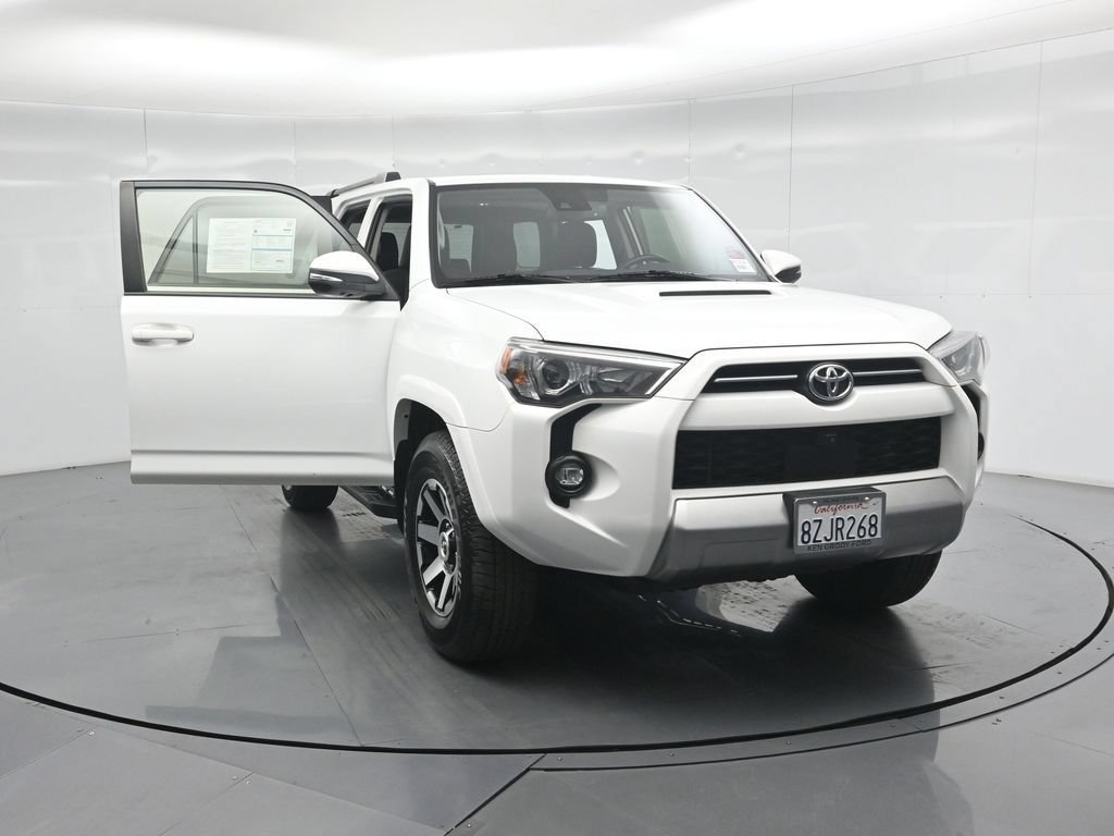 Used 2022 Toyota 4Runner TRD Off-Road Premium AWD/4WD image 32