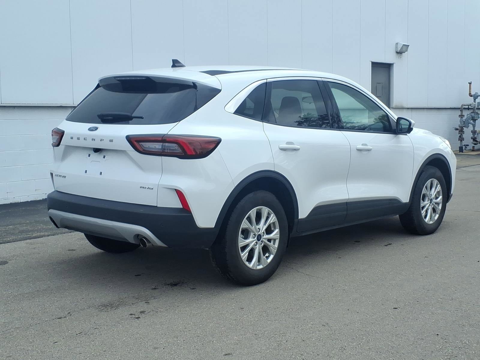 Certified 2024 Ford Escape Active w/ Tech Pack #2 AWD/4WD image 6