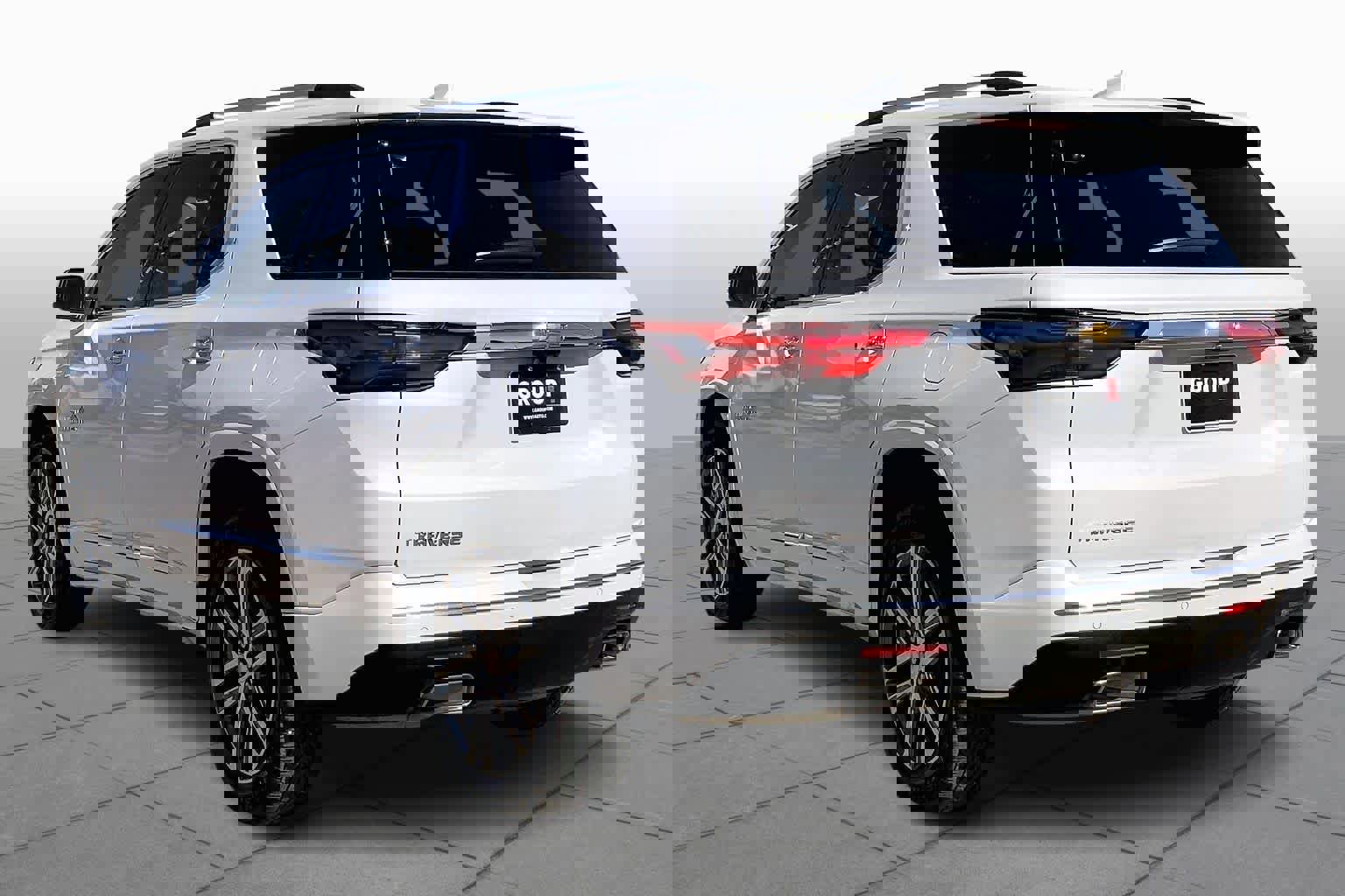 Used 2023 Chevrolet Traverse High Country image 4