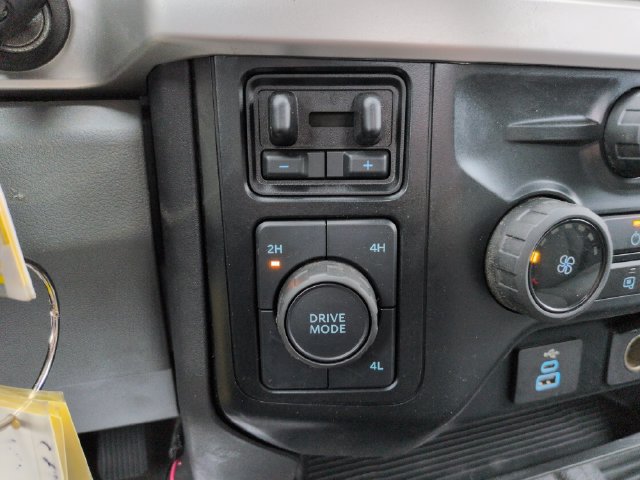 Certified 2024 Ford F250 XL w/ Snow Plow Prep Package AWD/4WD image 33
