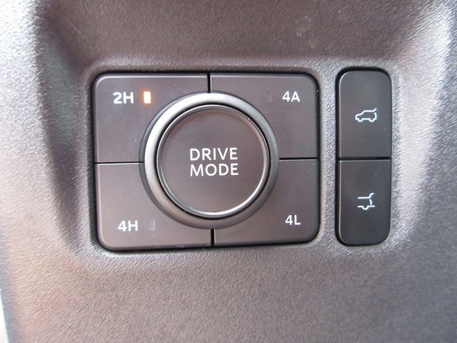 Certified 2025 Ford Expedition Max Active AWD/4WD image 18