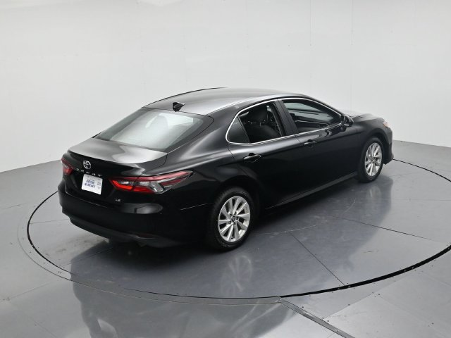 Used 2024 Toyota Camry LE FWD image 40