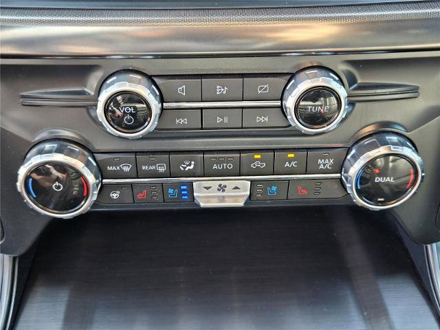 Certified 2024 Ford F150 Lariat w/ FX4 Off-Road Package AWD/4WD image 18