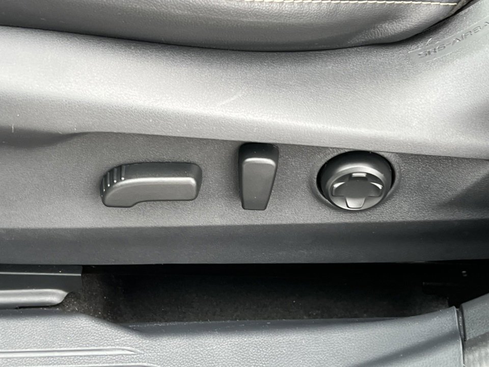 Used 2023 Subaru Outback Limited image 13