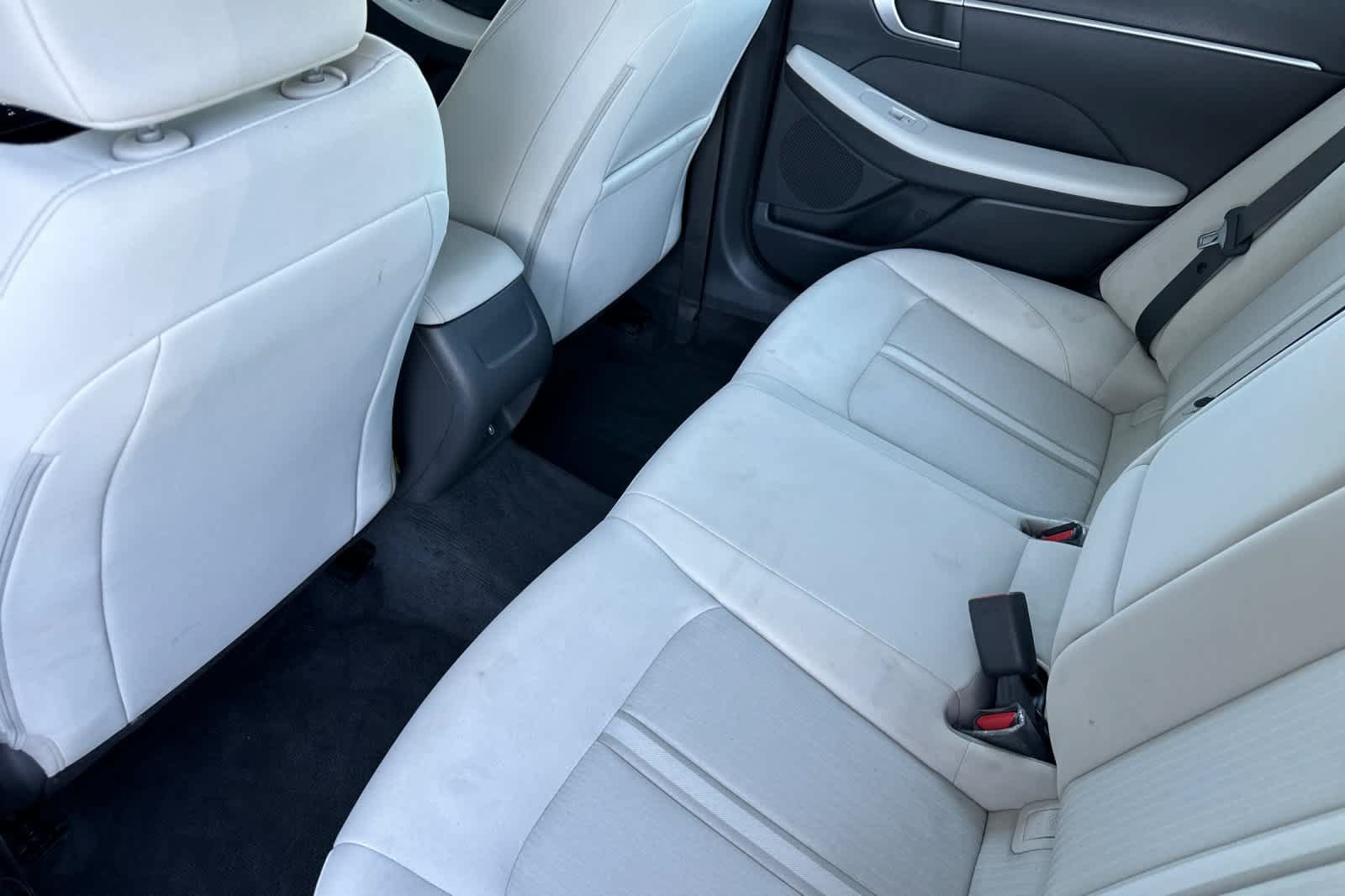 Used 2025 Hyundai Sonata SEL FWD image 4