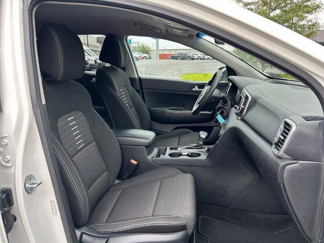 Used 2018 Kia Sportage LX AWD/4WD image 32