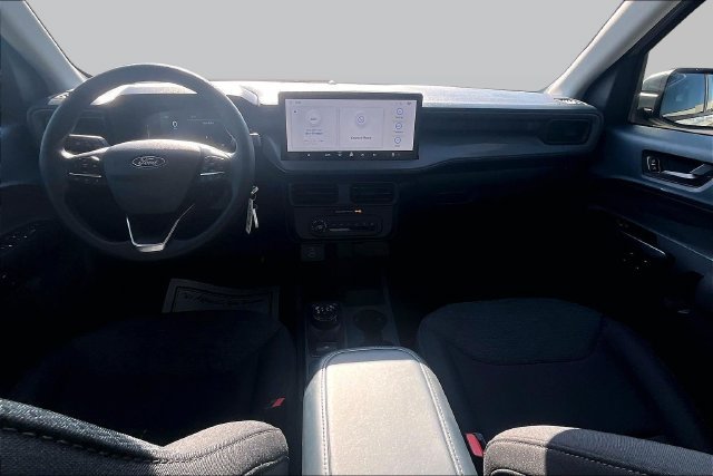 Certified 2025 Ford Maverick XL FWD image 18