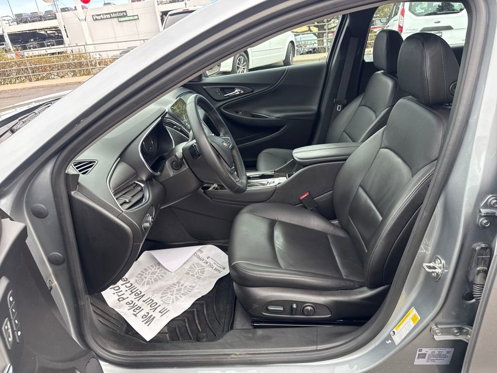 Used 2024 Chevrolet Malibu LT image 11