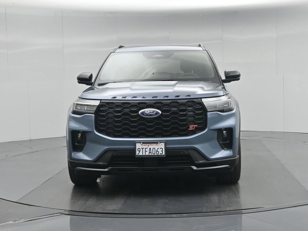 Certified 2025 Ford Explorer ST w/ Sun And Sound Package AWD/4WD image 30