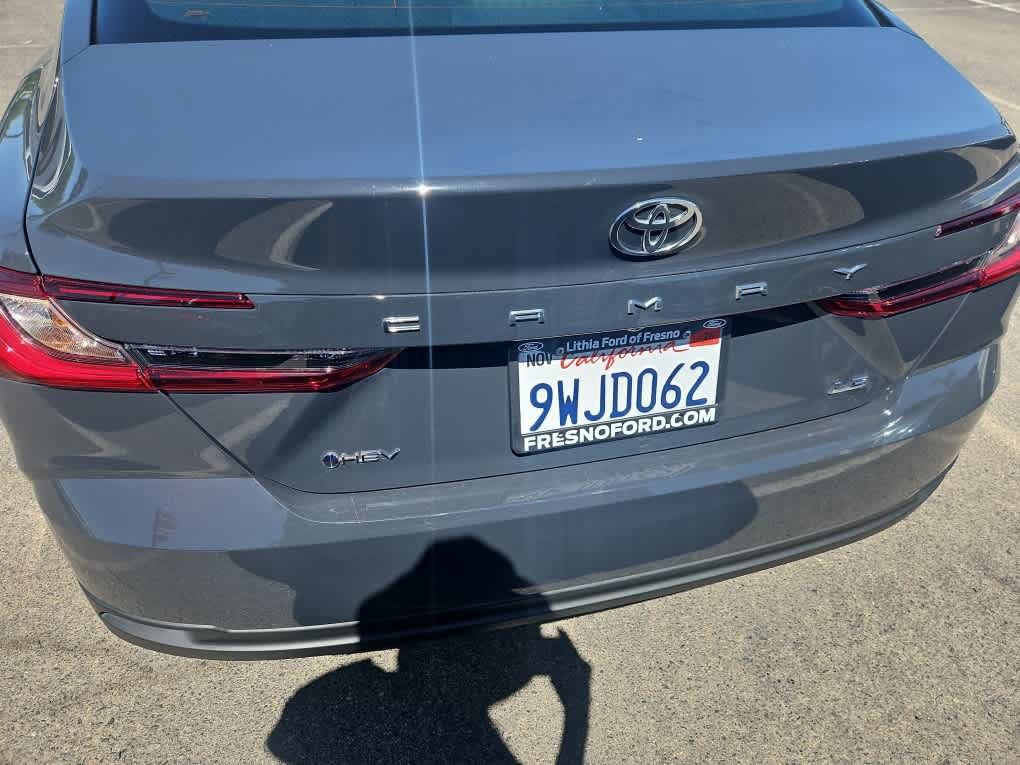 Used 2026 Toyota Camry LE w/ Convenience Package FWD image 8