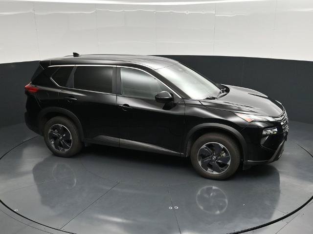 Used 2024 Nissan Rogue SV AWD/4WD image 37