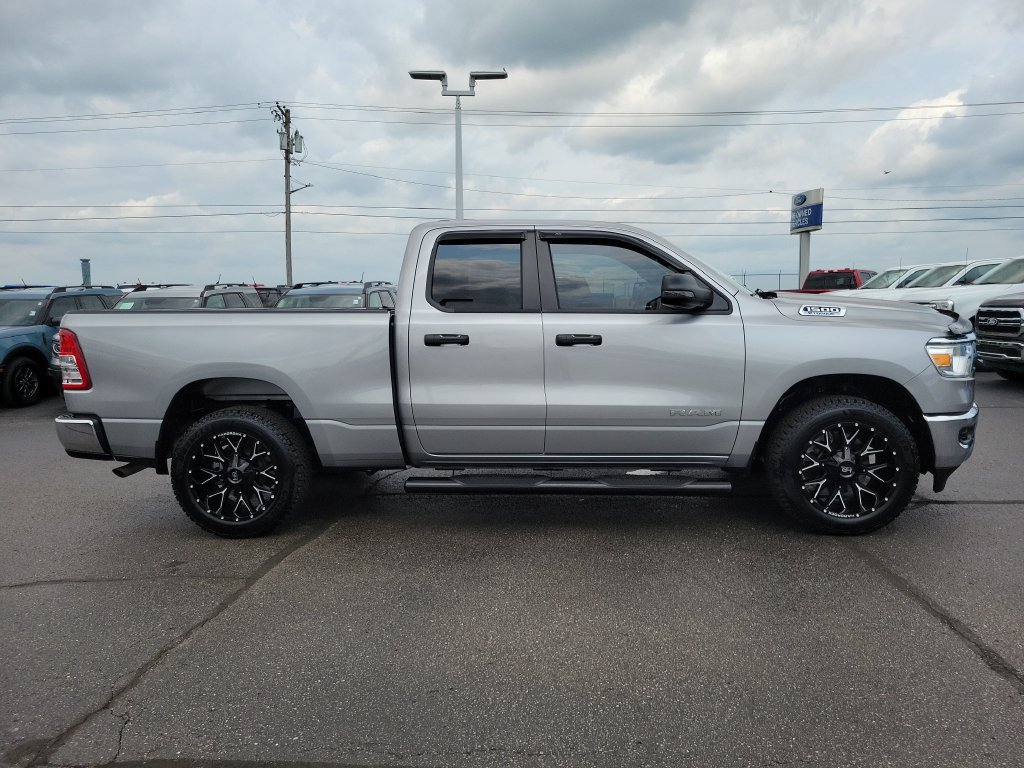 Used 2024 RAM 1500 Big Horn AWD/4WD image 3
