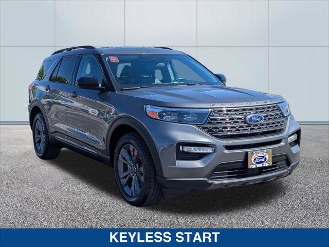 Certified 2023 Ford Explorer XLT w/ Equipment Group 202A AWD/4WD image 7