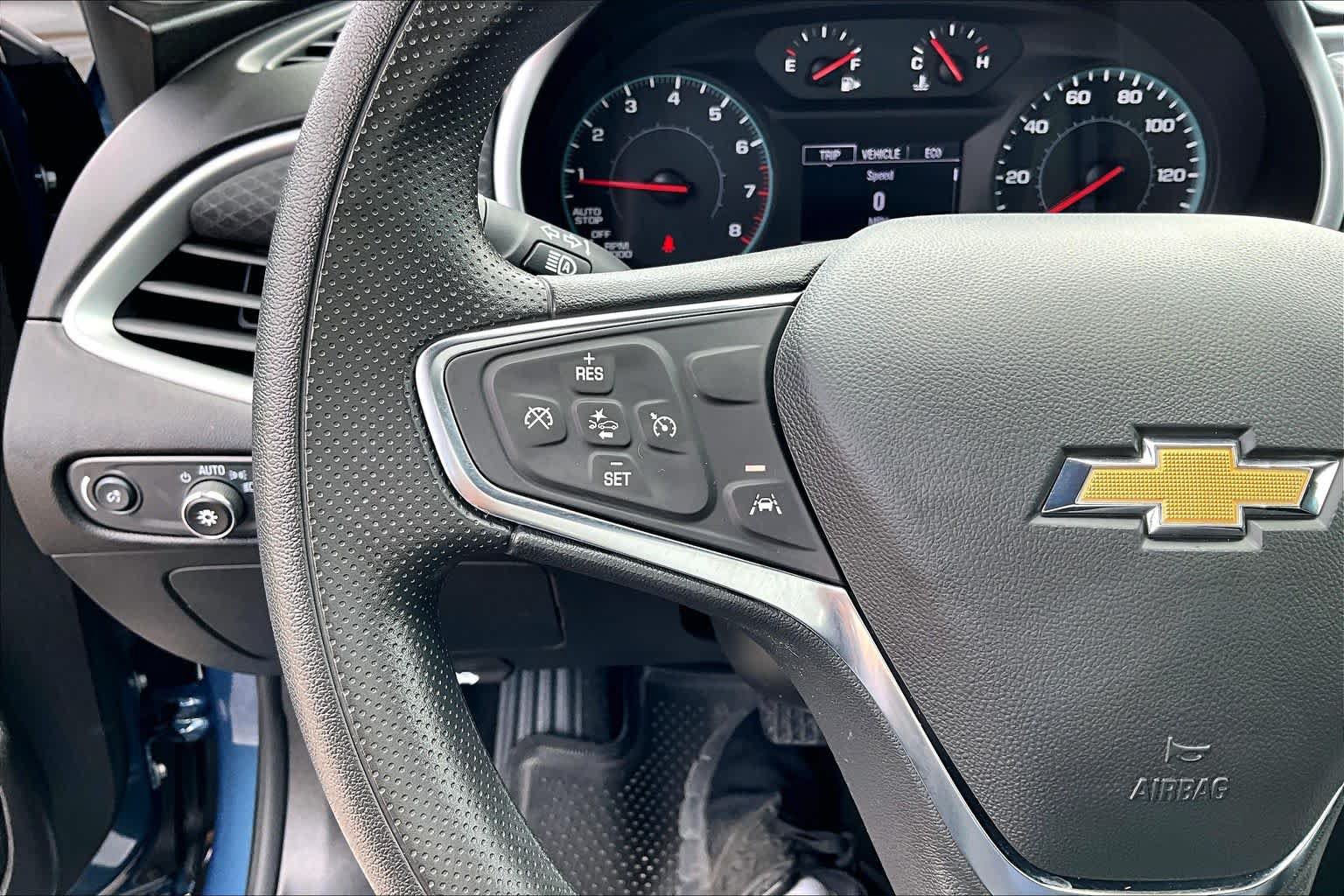 Used 2024 Chevrolet Malibu LT FWD image 24