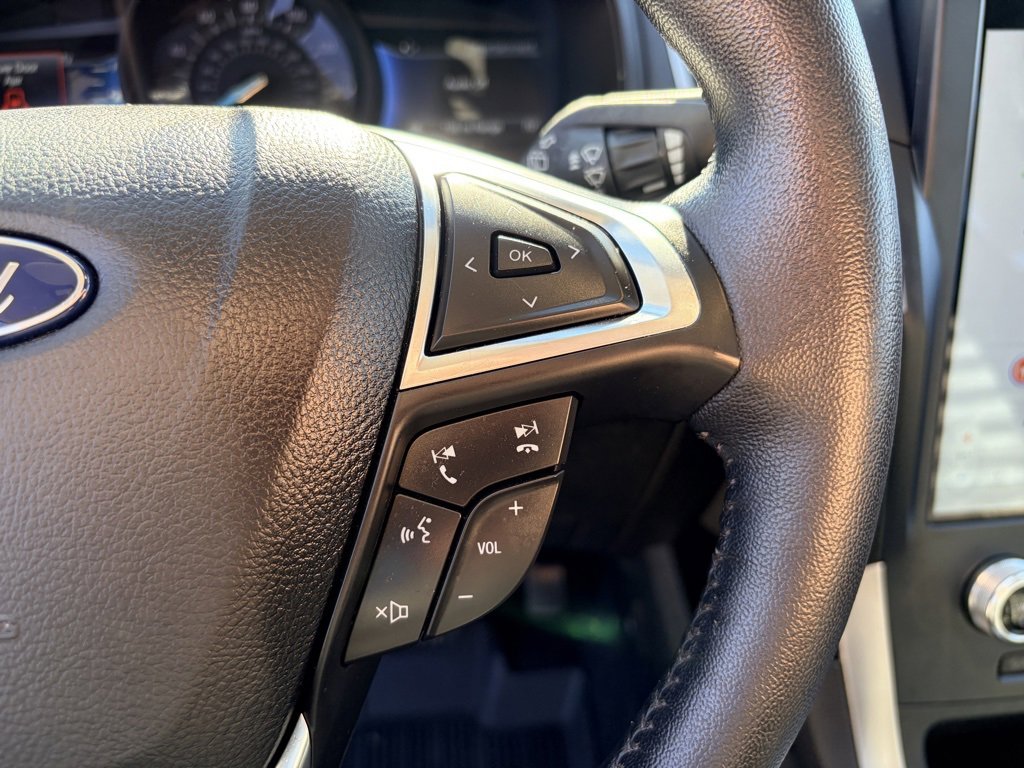 Certified 2022 Ford Edge SEL w/ Convenience Package image 8