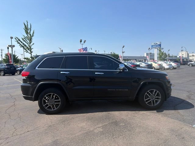 Used 2019 Jeep Grand Cherokee Limited AWD/4WD image 8