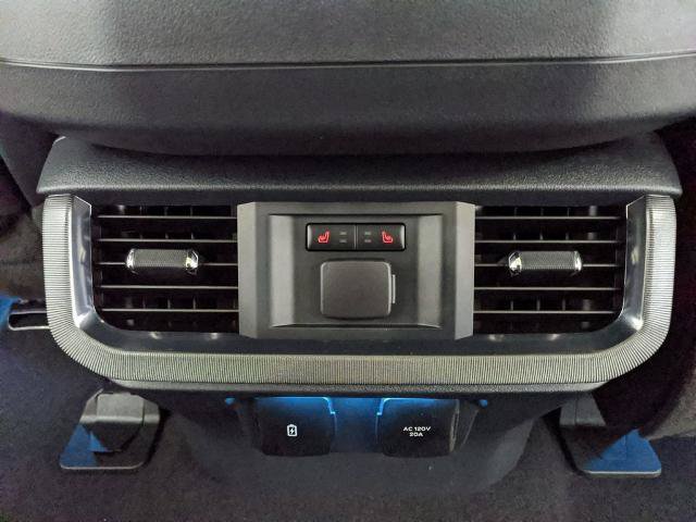 Certified 2025 Ford F150 Platinum w/ Equipment Group 702A High AWD/4WD image 17