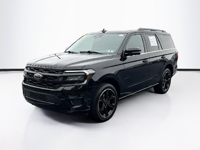 Certified 2024 Ford Expedition Limited AWD/4WD image 3