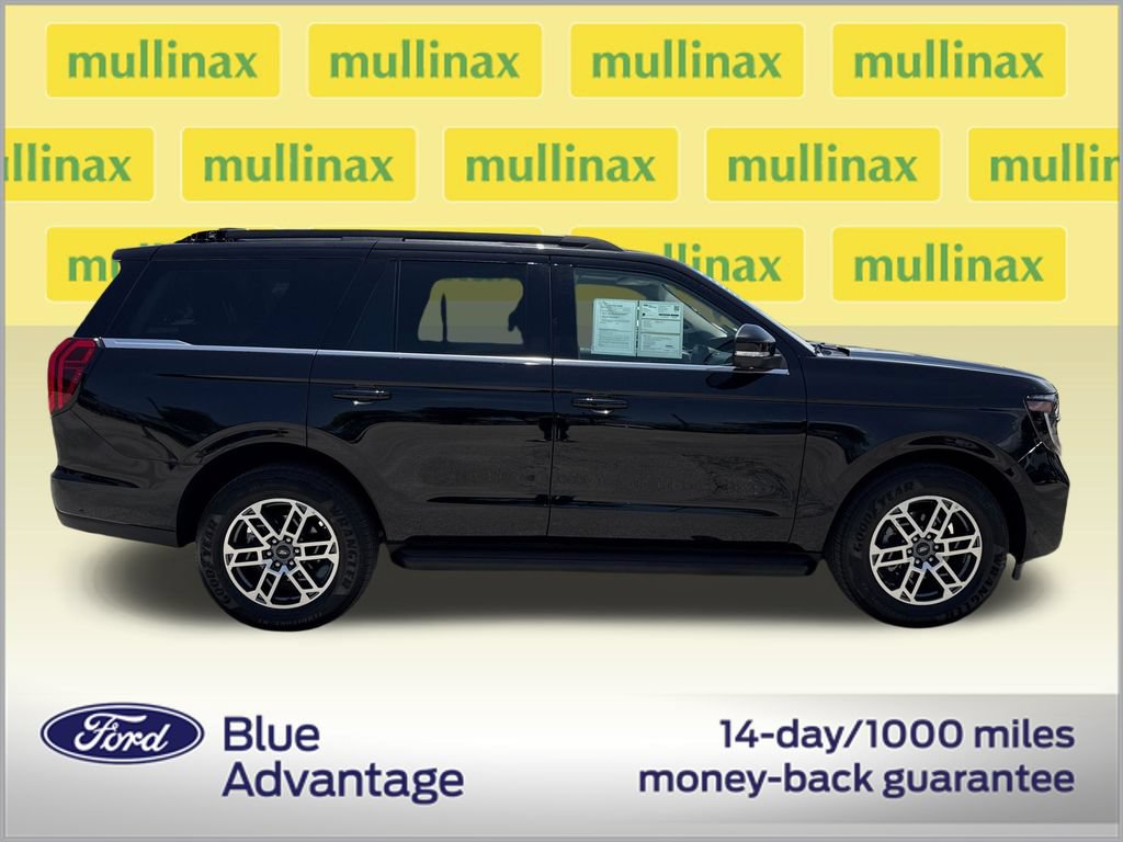 Certified 2025 Ford Expedition Active RWD image 2