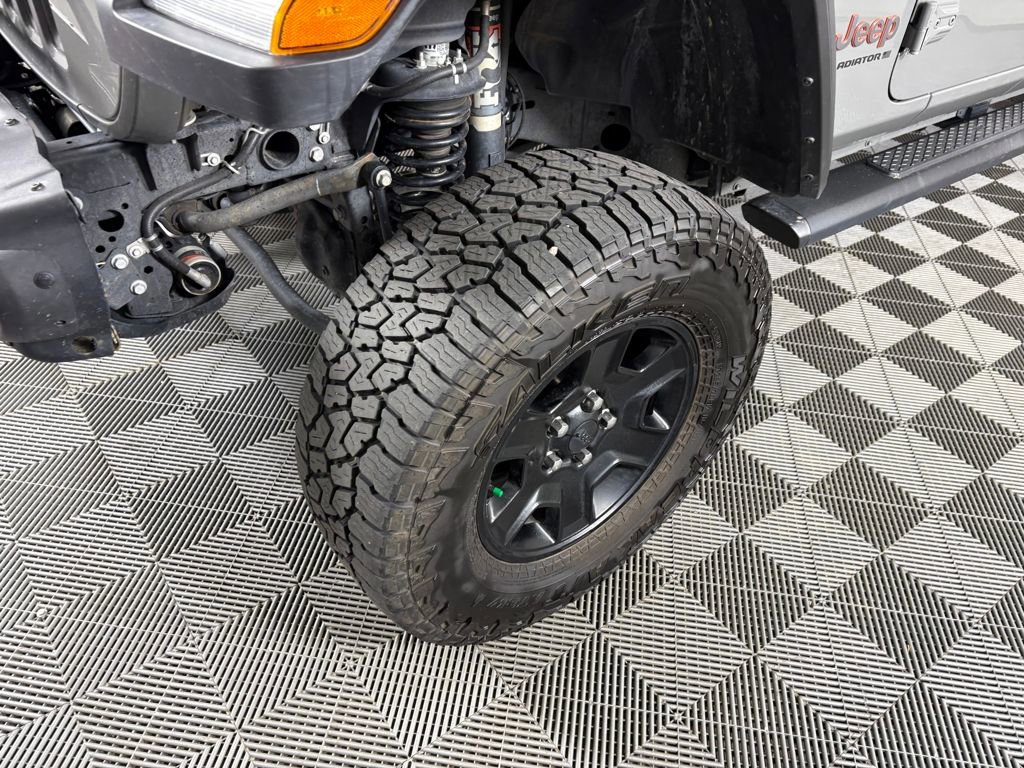 Used 2023 Jeep Gladiator Mojave w/ LED Lighting Group image 9
