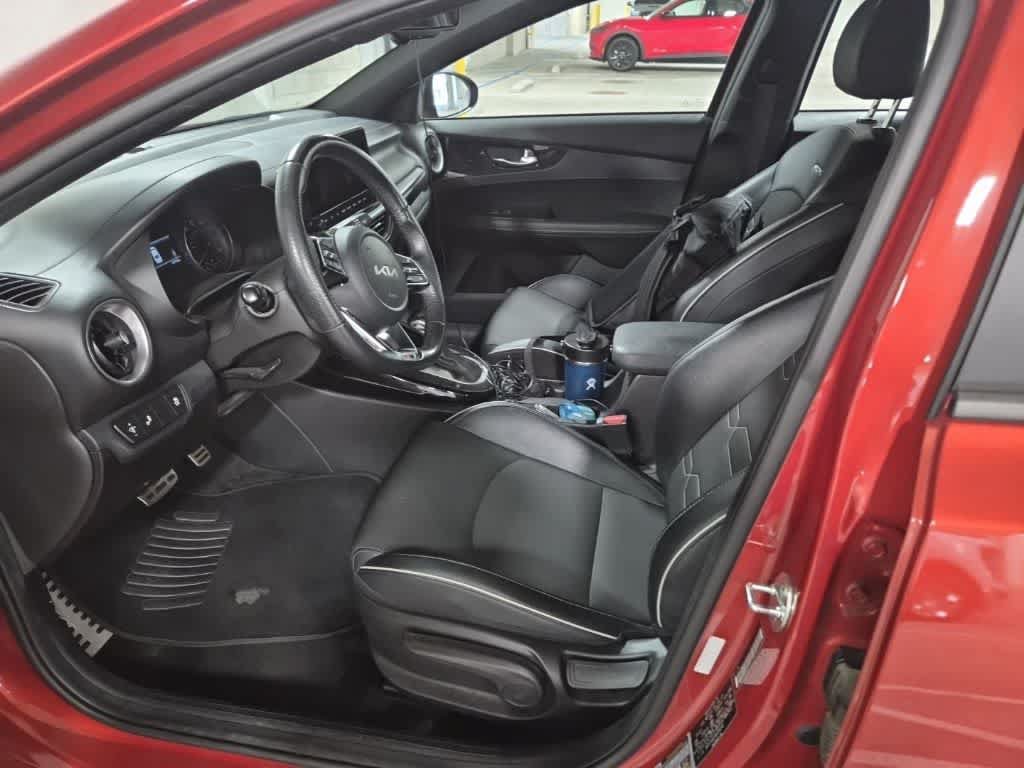 Used 2022 Kia Forte GT-Line w/ GT-Line Technology Package FWD image 7