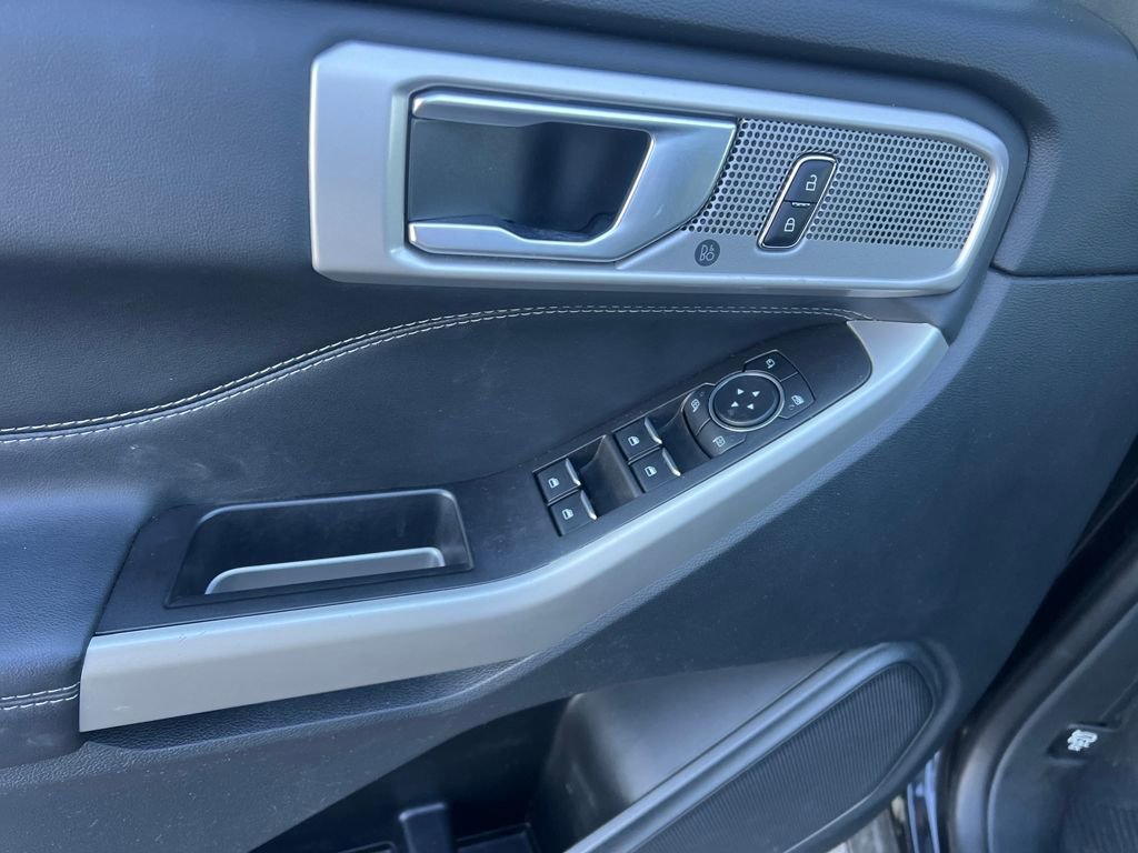 Certified 2023 Ford Explorer XLT w/ Equipment Group 202A image 13