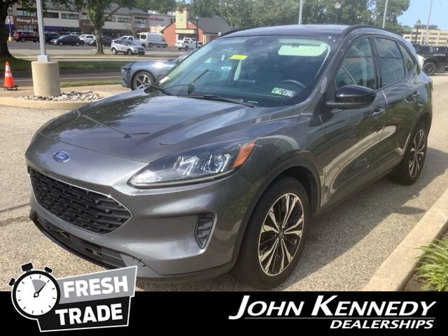 Certified 2022 Ford Escape SE w/ SE Sport Appearance Package AWD/4WD image 8