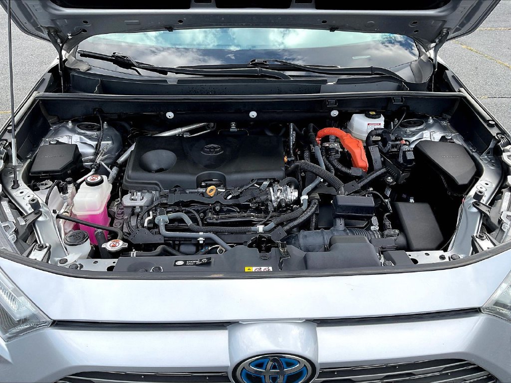 Used 2022 Toyota RAV4 Limited AWD/4WD image 38