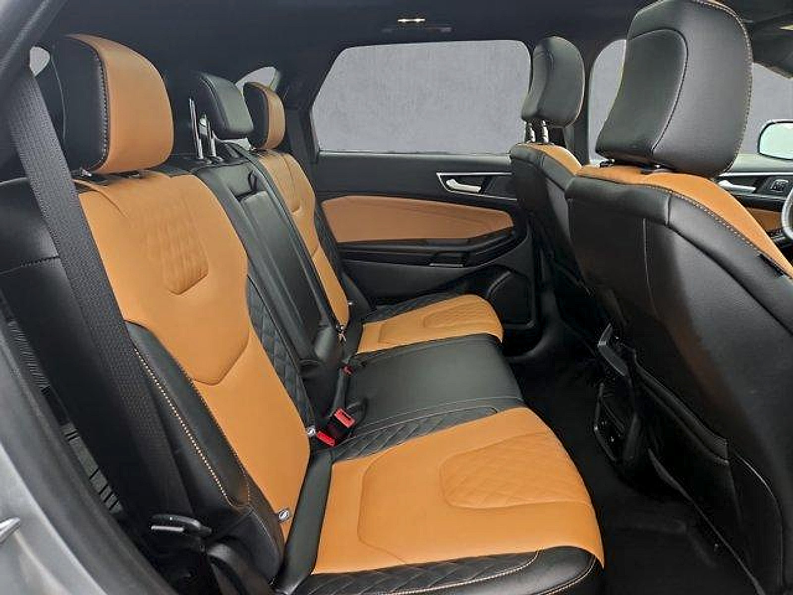 Certified 2024 Ford Edge Titanium w/ Titanium Elite Package AWD/4WD image 24